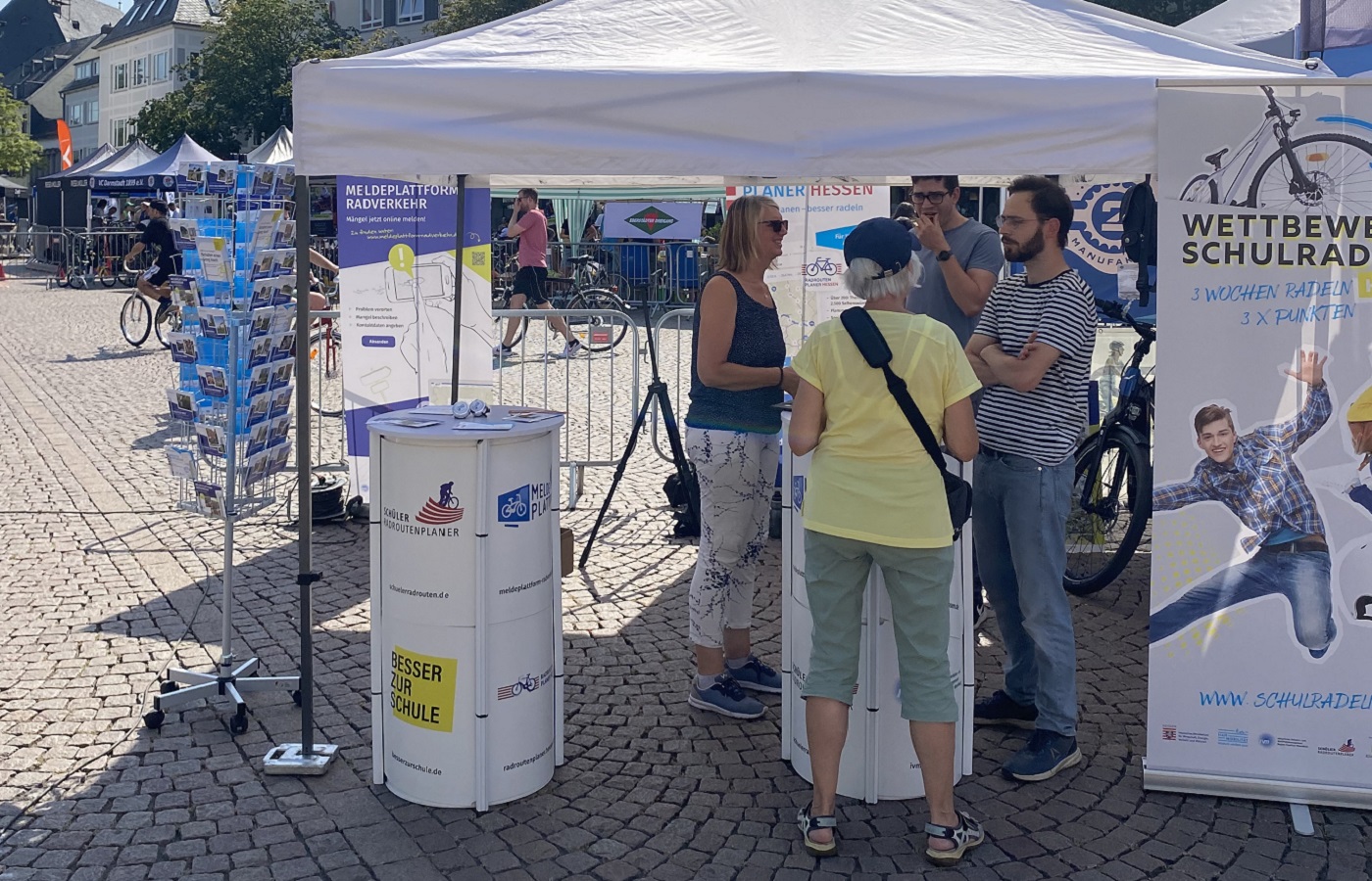 Stand der ivm auf dem Fahrradaktionstag Darmstadt
