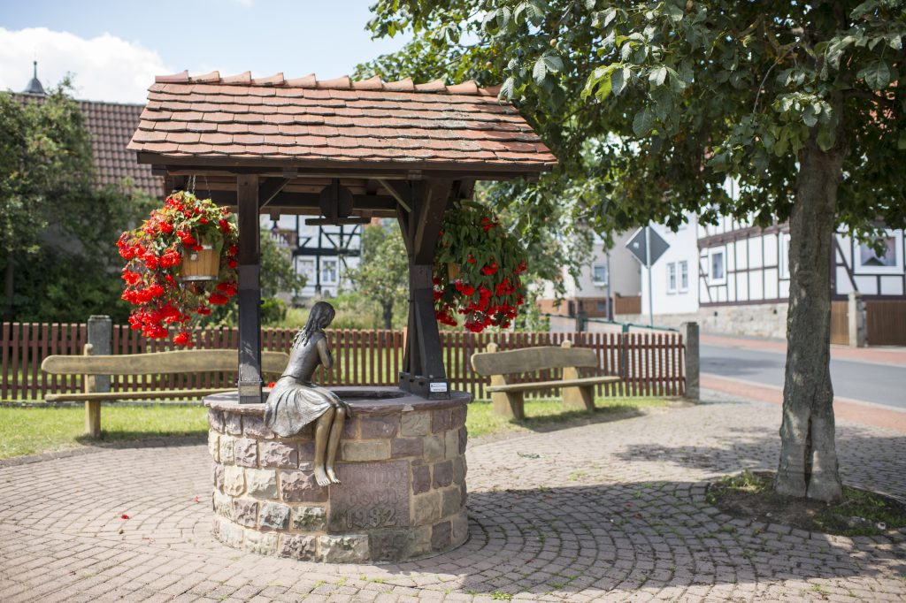 Foto des Goldmariebrunnens in Vockerode
